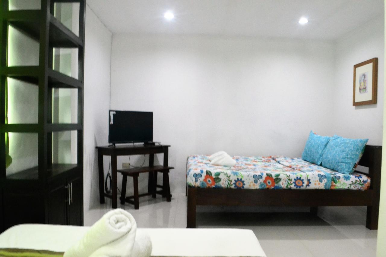 Hotel Lola Natividad Vigan Exterior foto